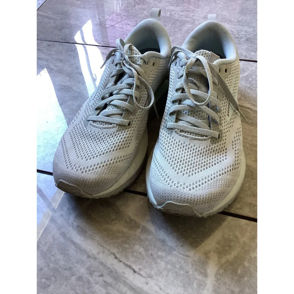 Brooks Revel 6 Womens Running Shoes Grey Mint Green 1203861B459 Sneaker Size 9